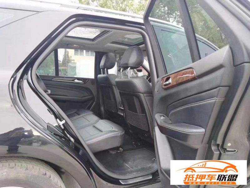  15年奔馳ML轎車 