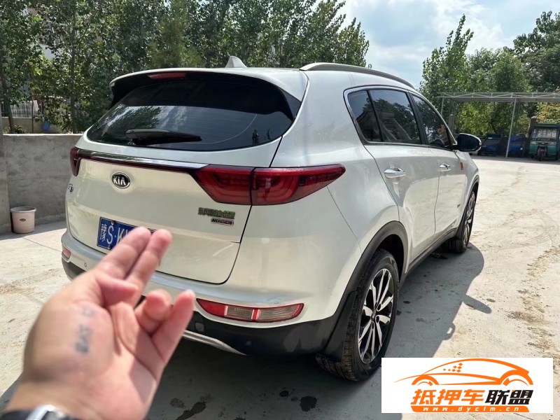  17年起亞KX5轎車 