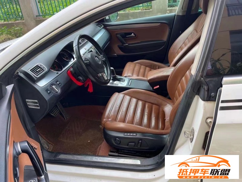  12年大眾CC轎車 