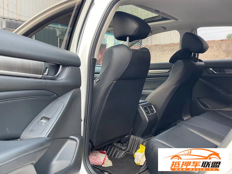  19年本田雅閣轎車 