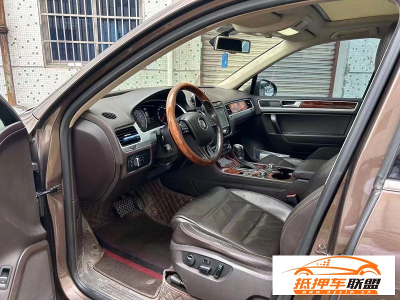  14年大眾途銳轎車 