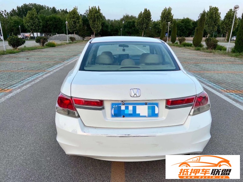  11年本田雅閣轎車 
