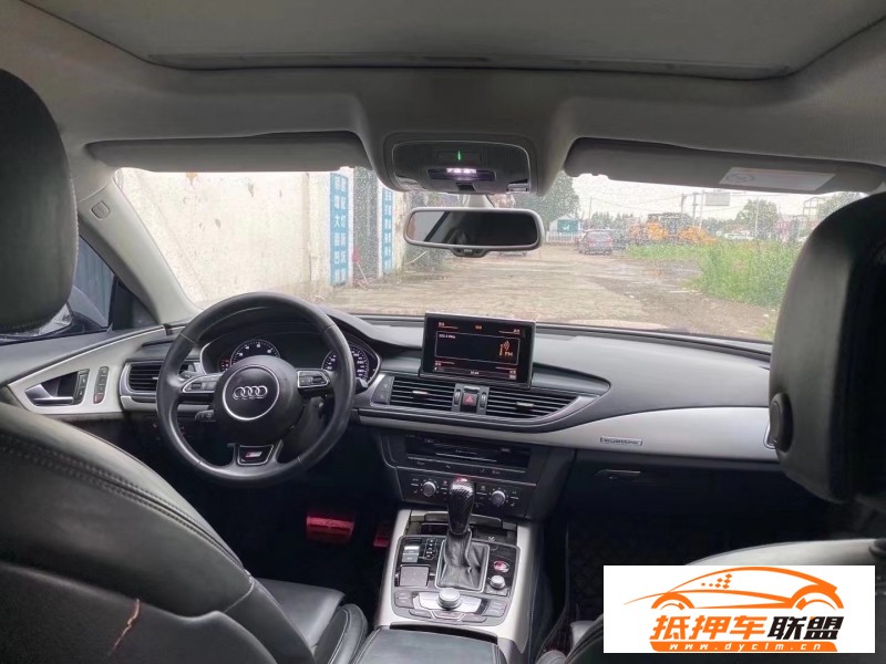 18年奧迪A7轎車 