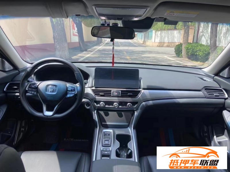  22年本田雅閣轎車 