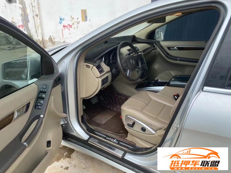  13年奔馳R轎車 
