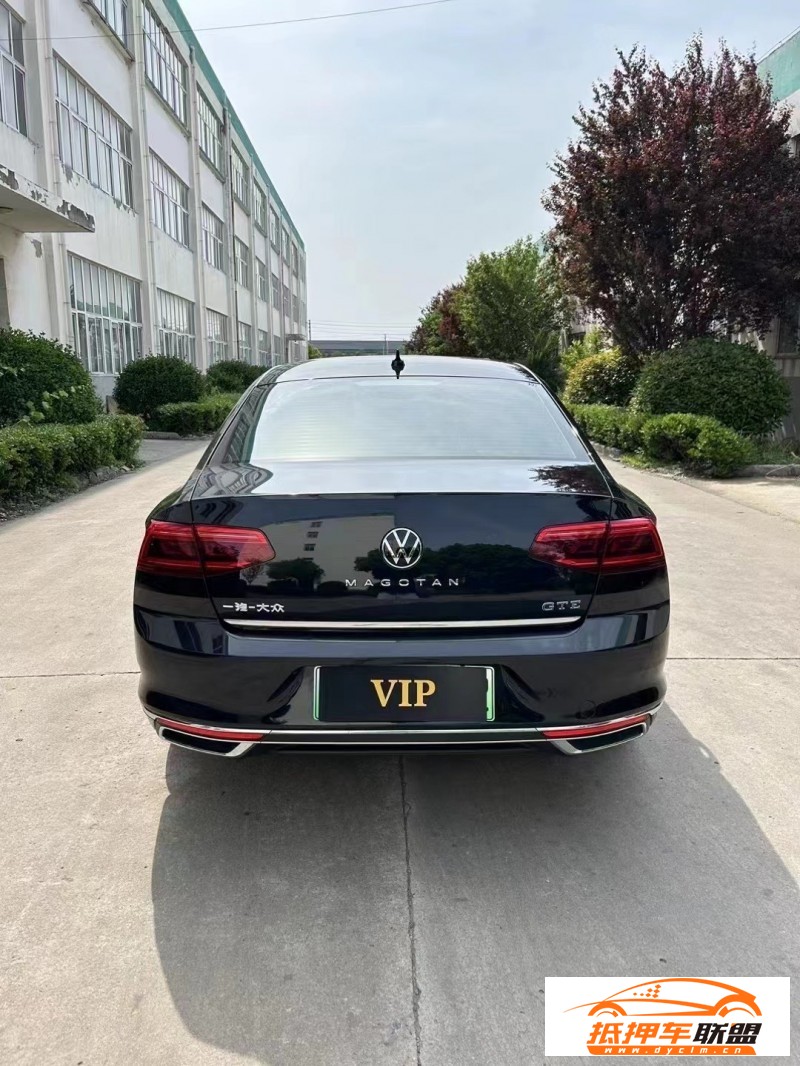  22年大眾邁騰轎車 