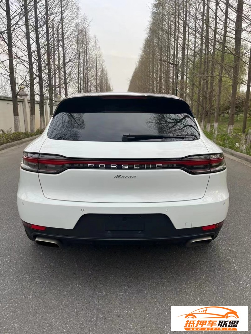  20年保時捷Macan邁凱轎車 