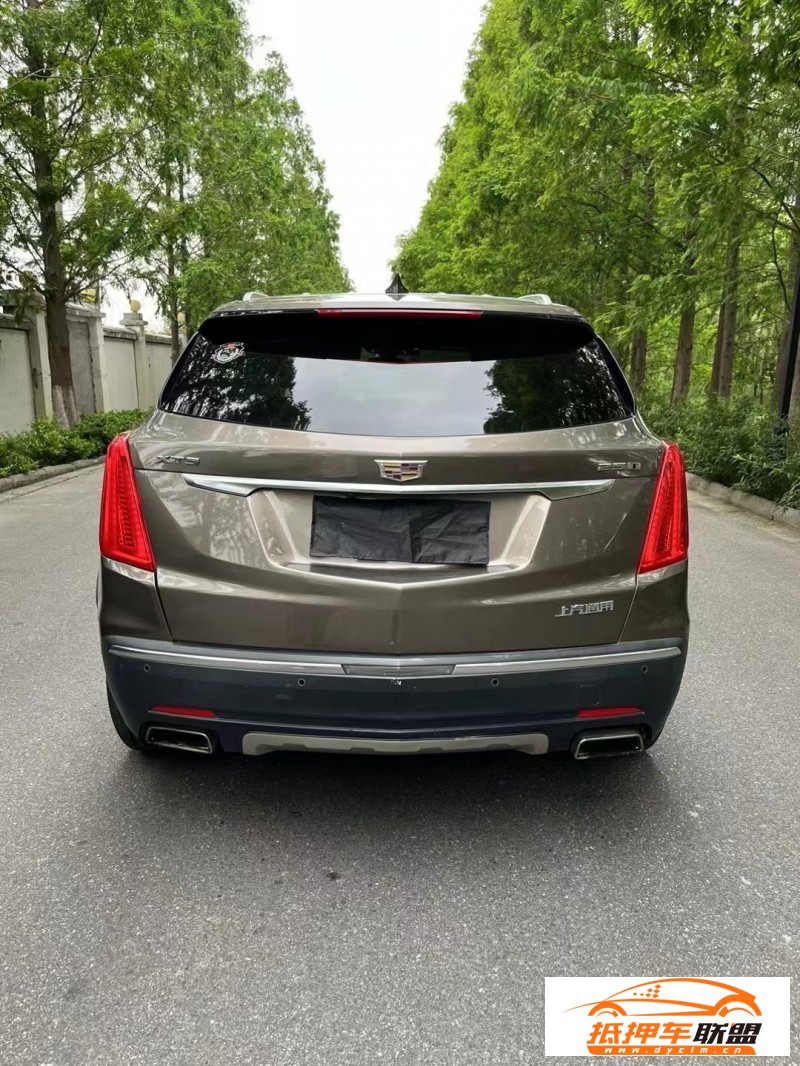  17年凱迪拉克XT5轎車 