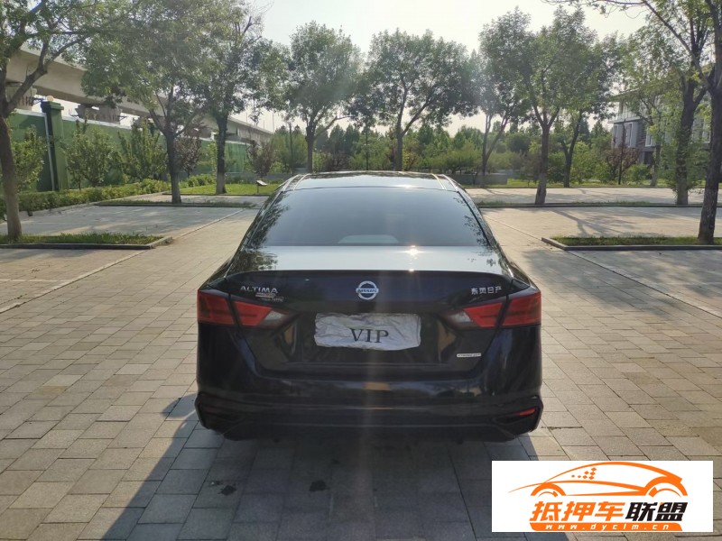  21年日產(chǎn)天籟轎車 