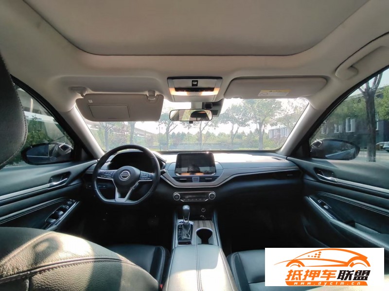  21年日產(chǎn)天籟轎車 