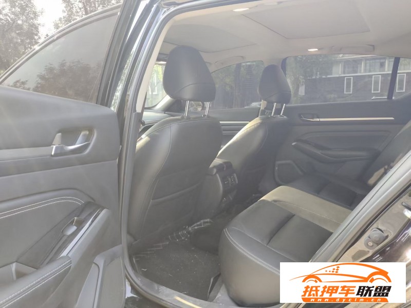  21年日產(chǎn)天籟轎車 