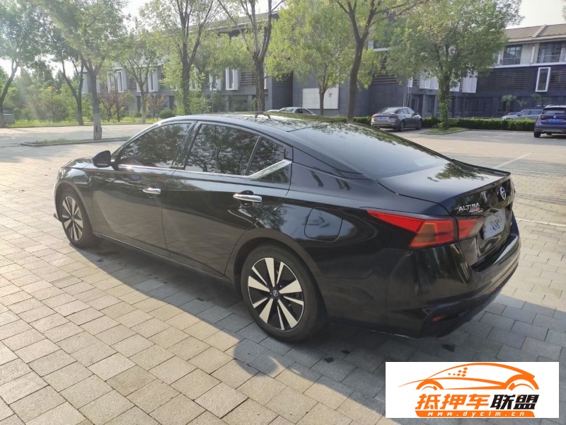  21年日產(chǎn)天籟轎車 