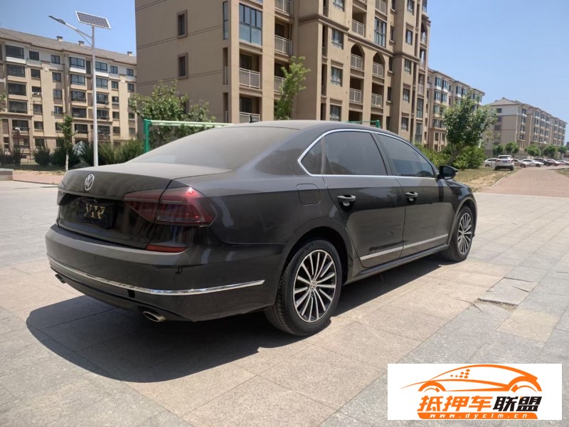  17年大眾帕薩特轎車 