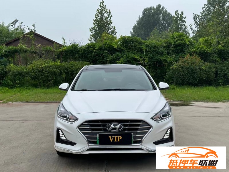  21年現(xiàn)代索納塔轎車 