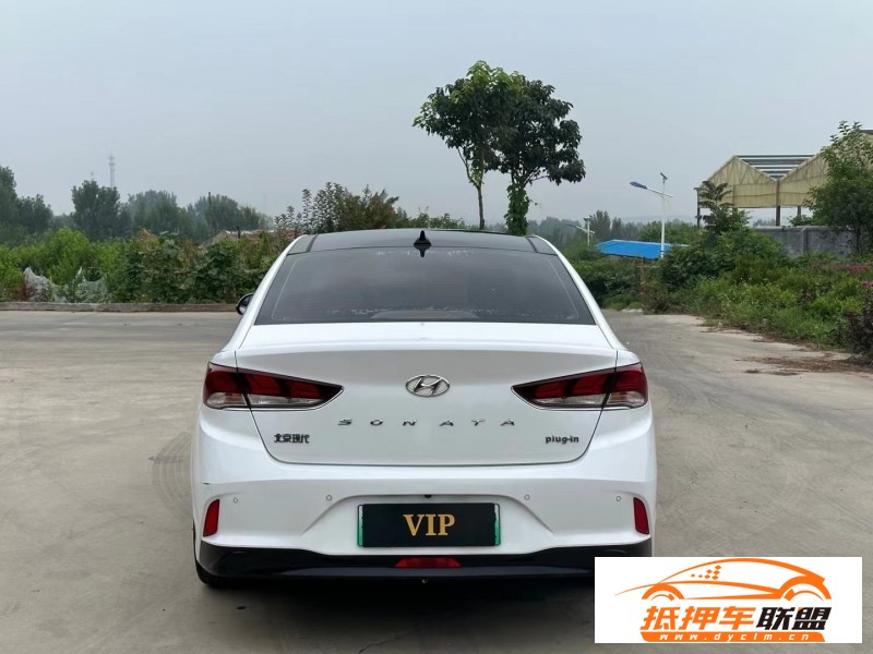  21年現(xiàn)代索納塔轎車 