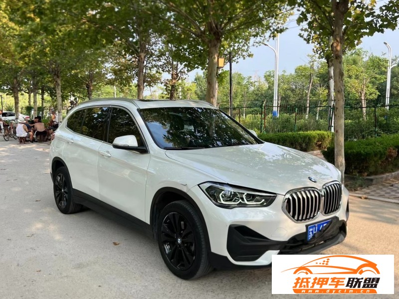  21年寶馬X1轎車 