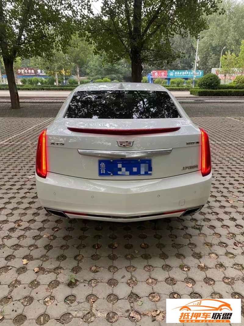  17年凱迪拉克XTS轎車 