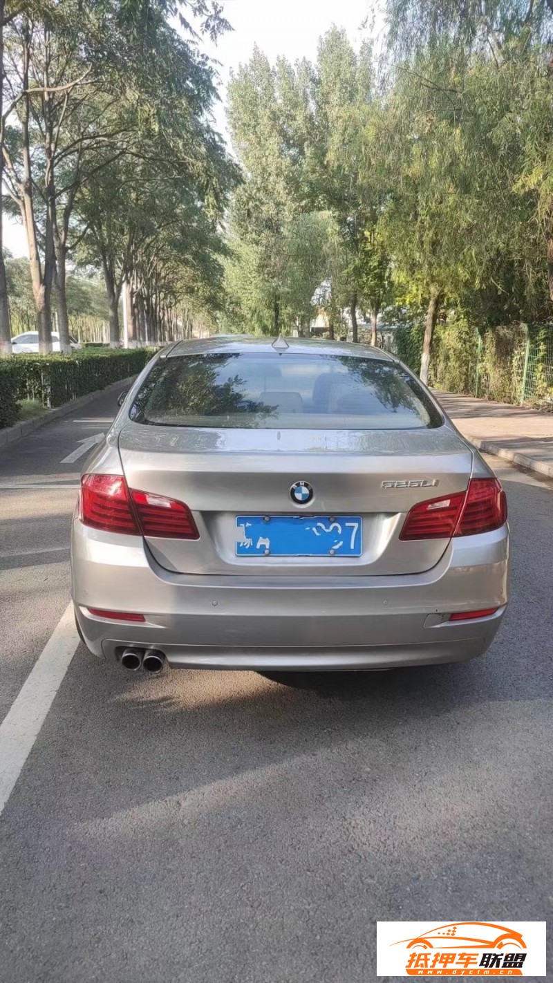  14年寶馬5系轎車 