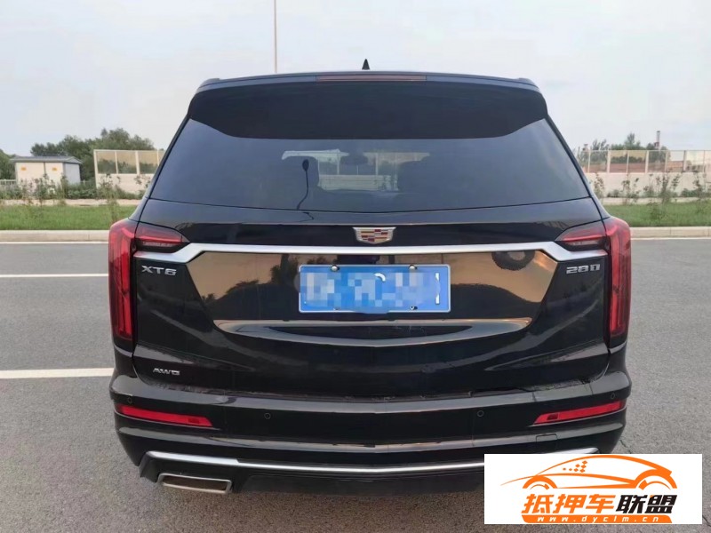  20年凱迪拉克xt6轎車 