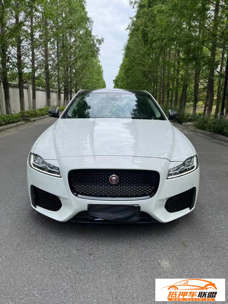  17年捷豹XFL轎車 