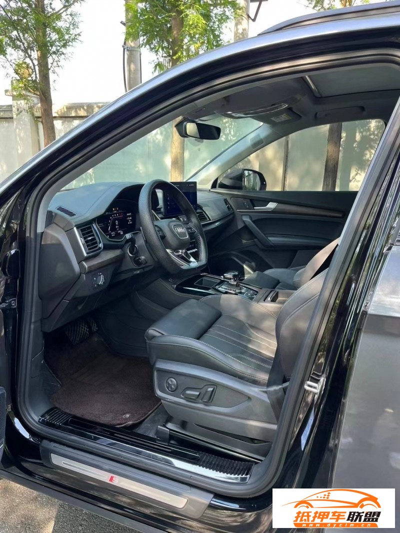  23年奧迪Q5SUV 
