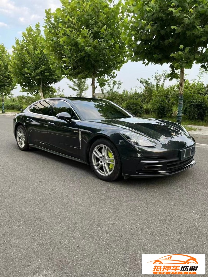 19年保時(shí)捷帕納梅拉轎車 