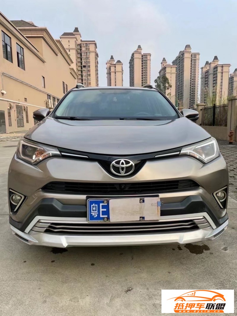  17年豐田RAV4SUV 