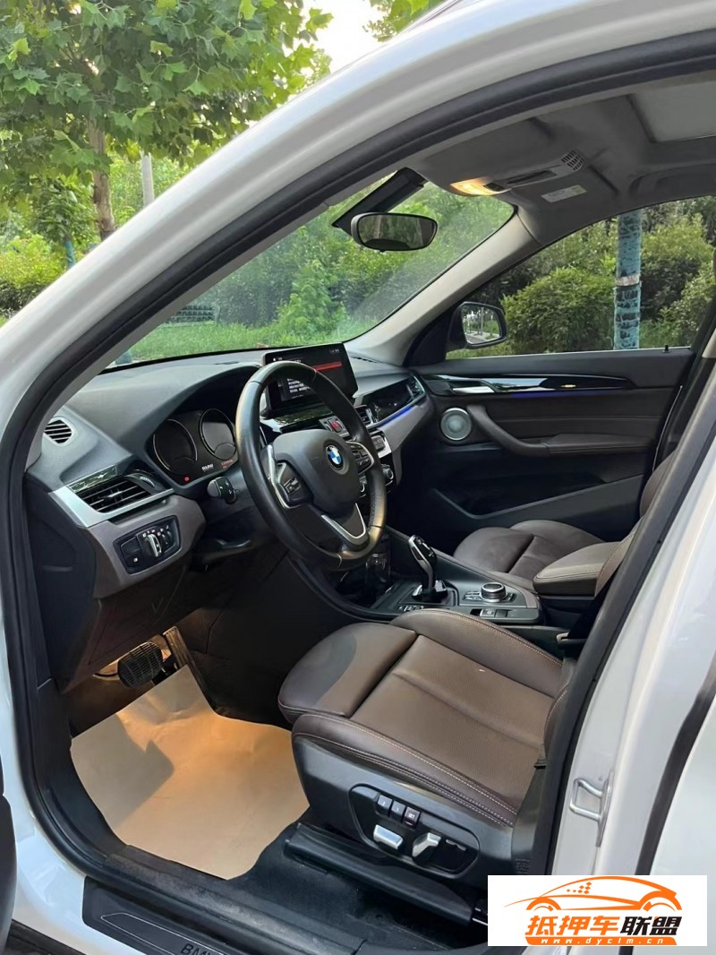  21年寶馬X1SUV 