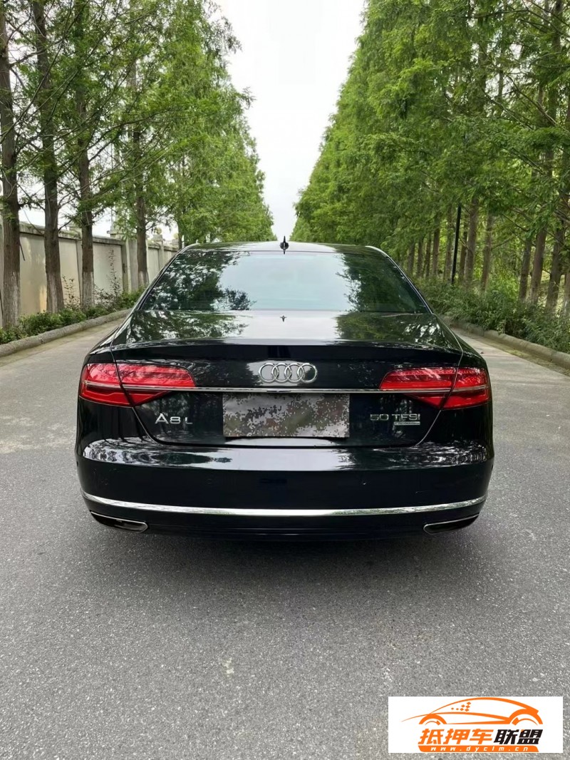  15年奧迪A8L轎車 