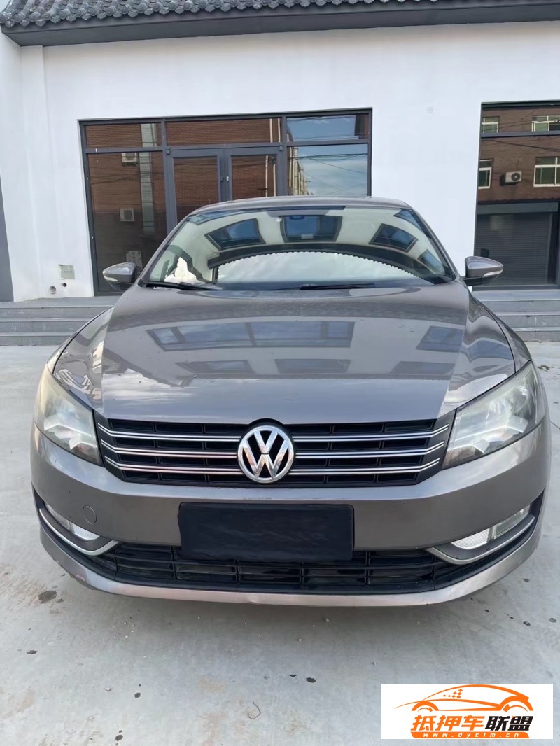 12年大眾帕薩特轎車 