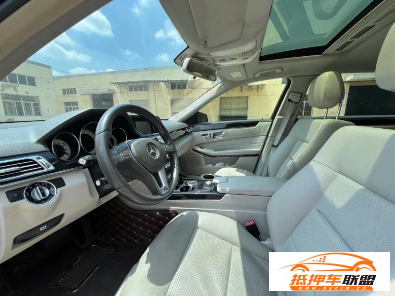  14年奔馳E轎車 