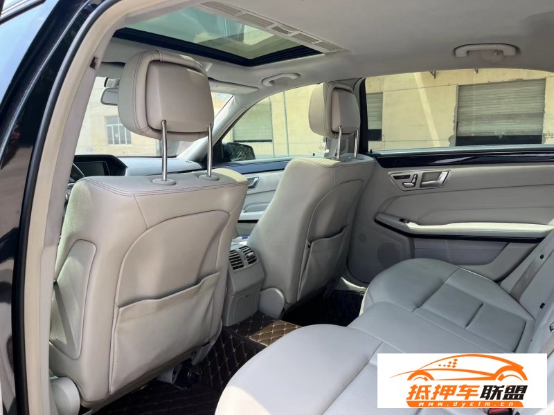  14年奔馳E轎車 
