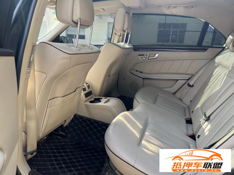  15年奔馳E轎車(chē) 