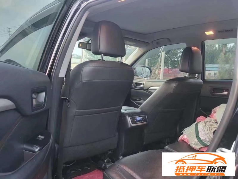  18年豐田漢蘭達轎車 