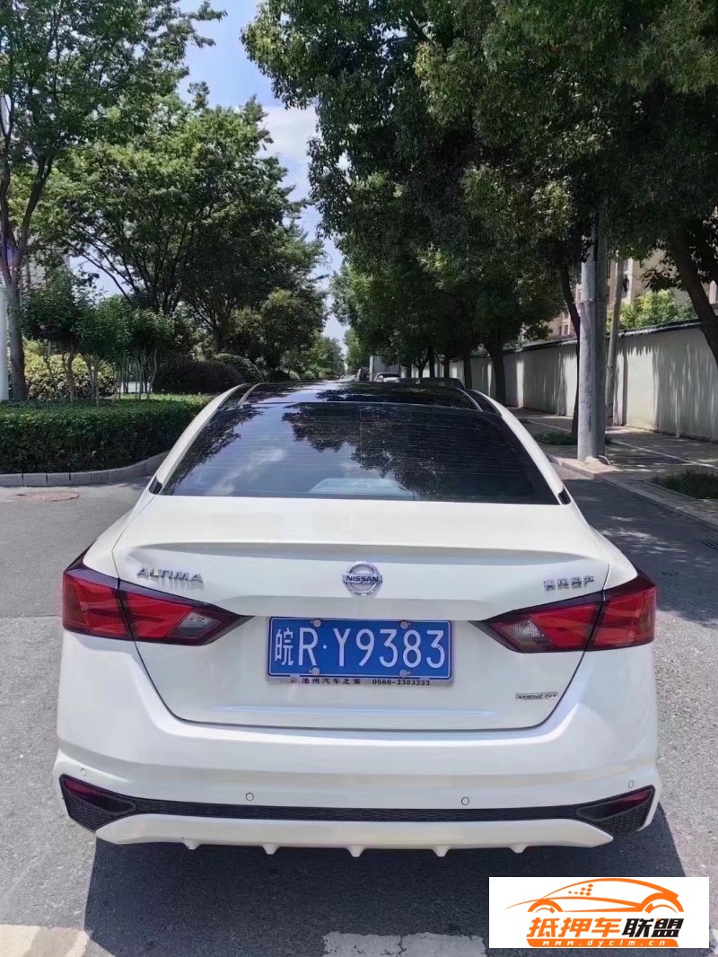  21年日產(chǎn)天籟轎車 