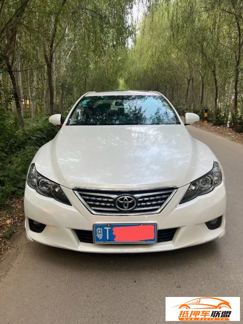  13年豐田銳志轎車 