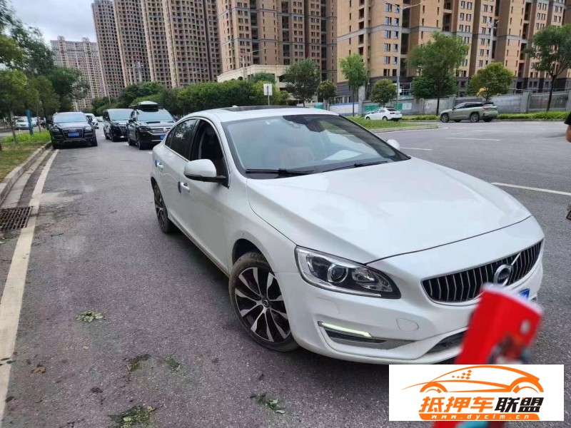  20年沃爾沃S60轎車 