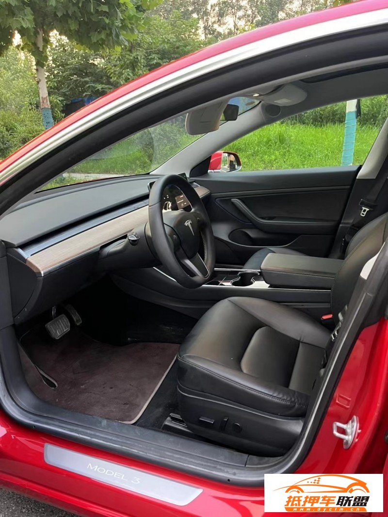  20年特斯拉MODEL 3轎車 