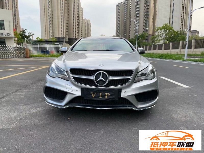  14年奔馳E轎車 