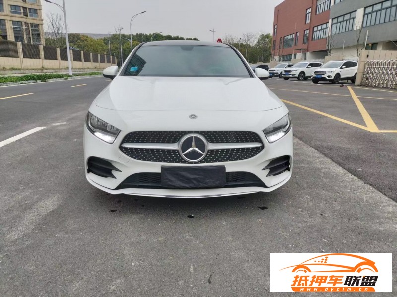  21年奔馳A轎車 