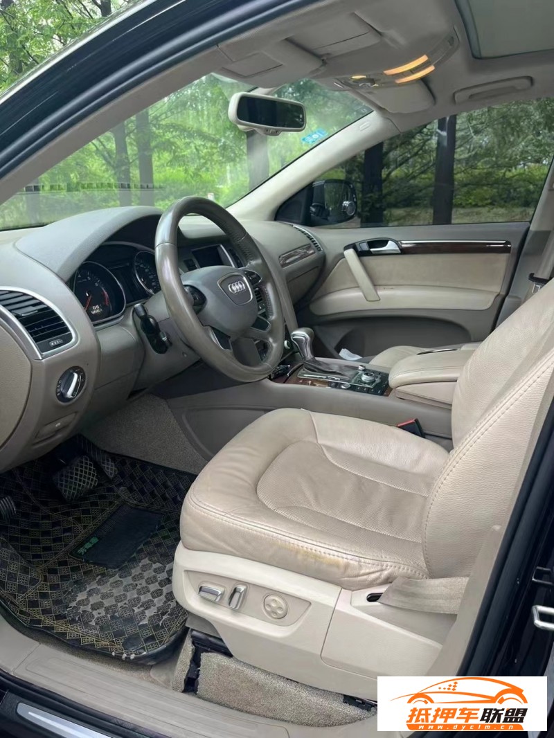  12年奧迪Q7SUV 