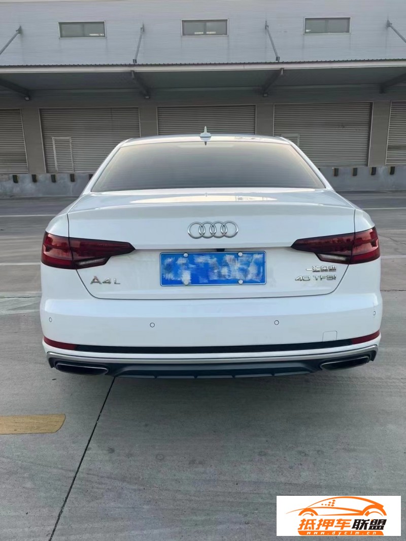  18年奧迪A4L轎車 