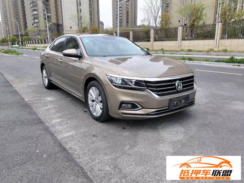  19年大眾帕薩特轎車 