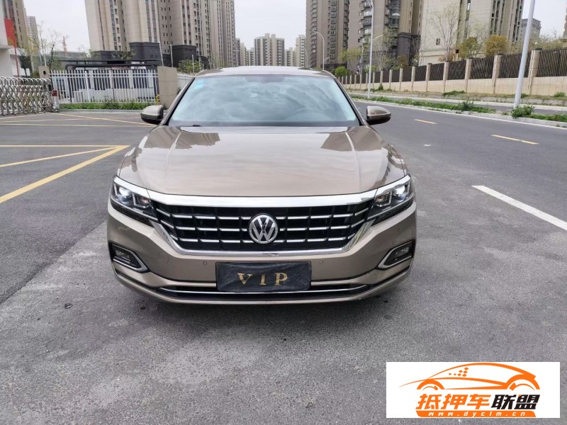  19年大眾帕薩特轎車 