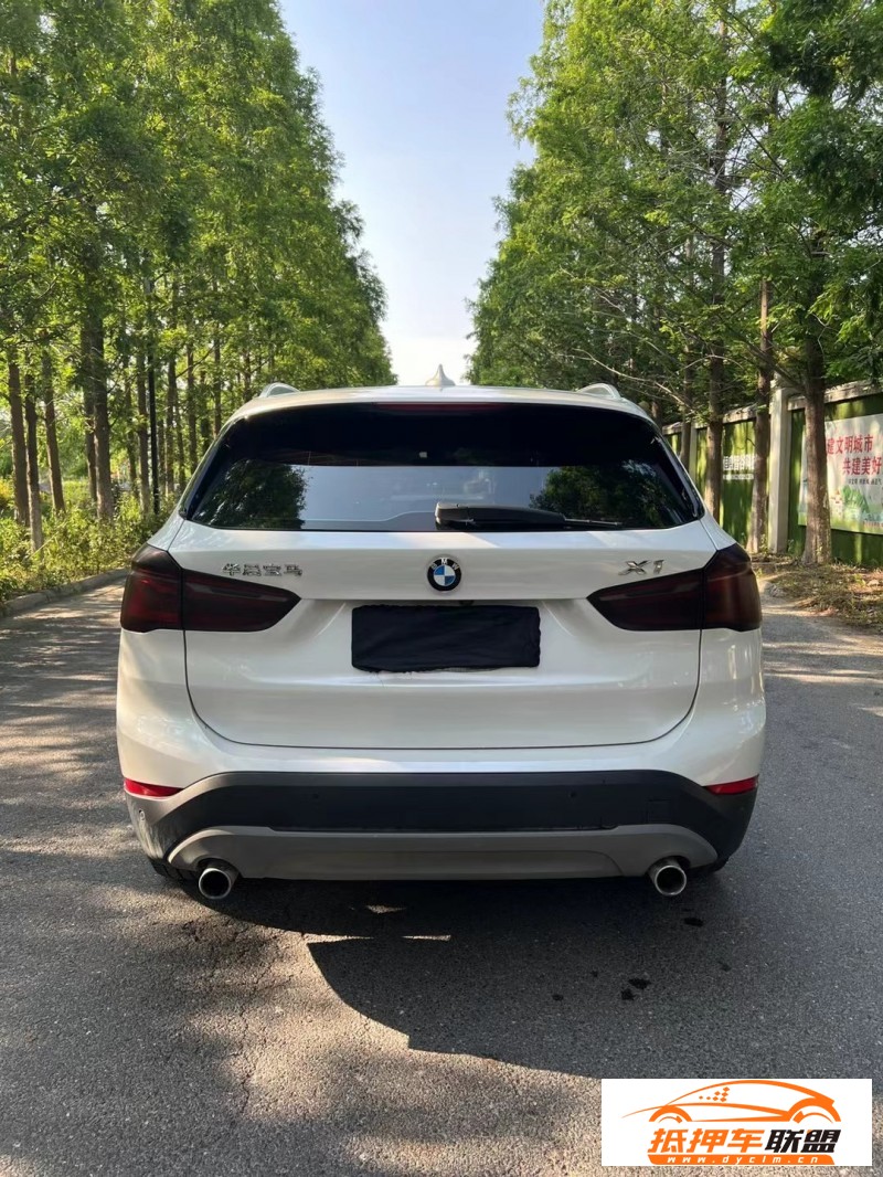  18年寶馬X1SUV 