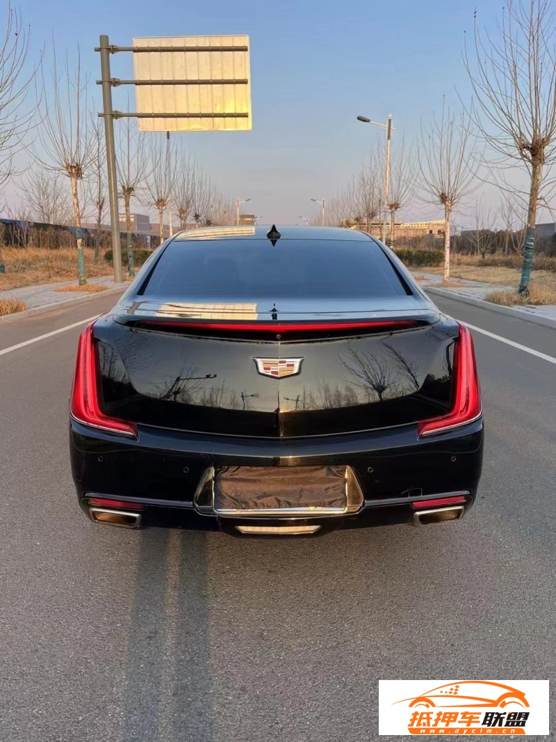  18年凱迪拉克XTS轎車 