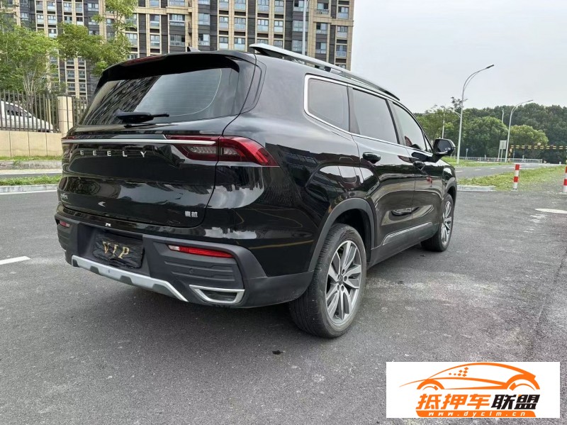  22年吉利豪越轎車 