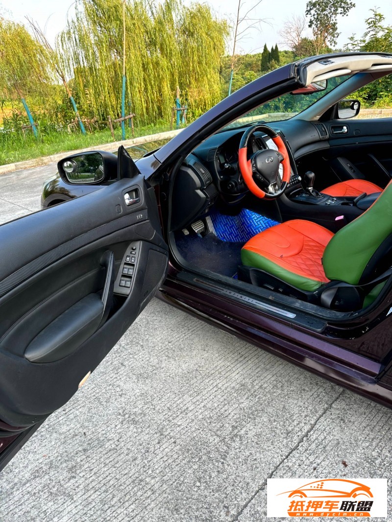  10年英菲尼迪G37跑車 