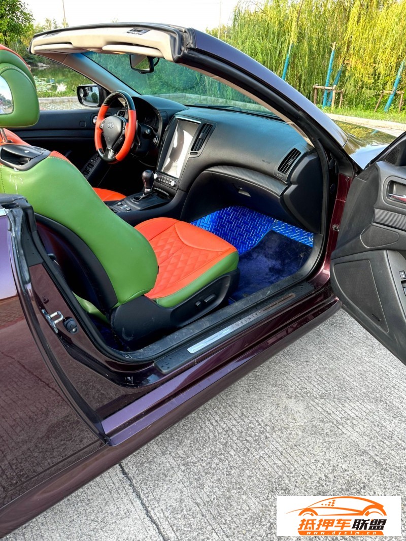  10年英菲尼迪G37跑車 