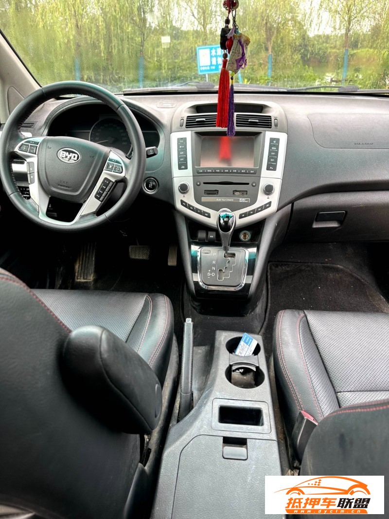  14年比亞迪S6SUV 